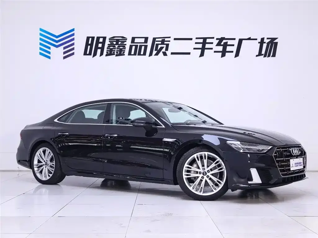 Audi A7L — фото 5