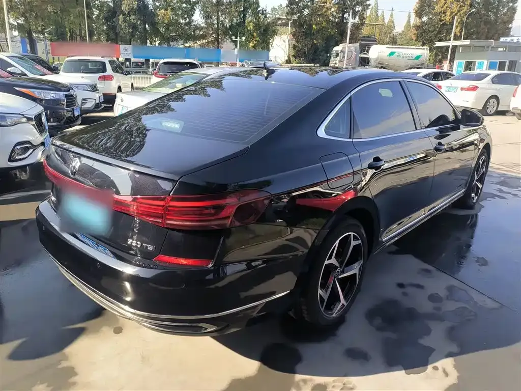 Volkswagen Passat 2024 из CN, фото 7