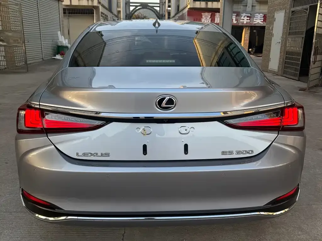 Lexus ES 2022 из CN, фото 10
