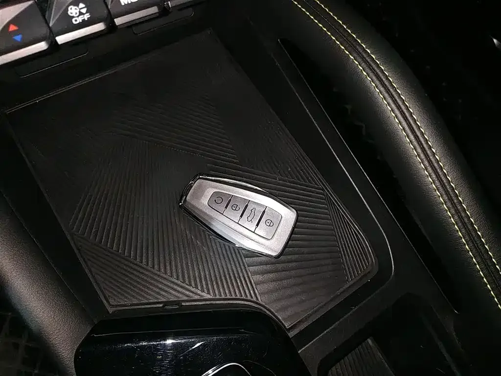 Geely Binyue 2023 из CN, фото 9