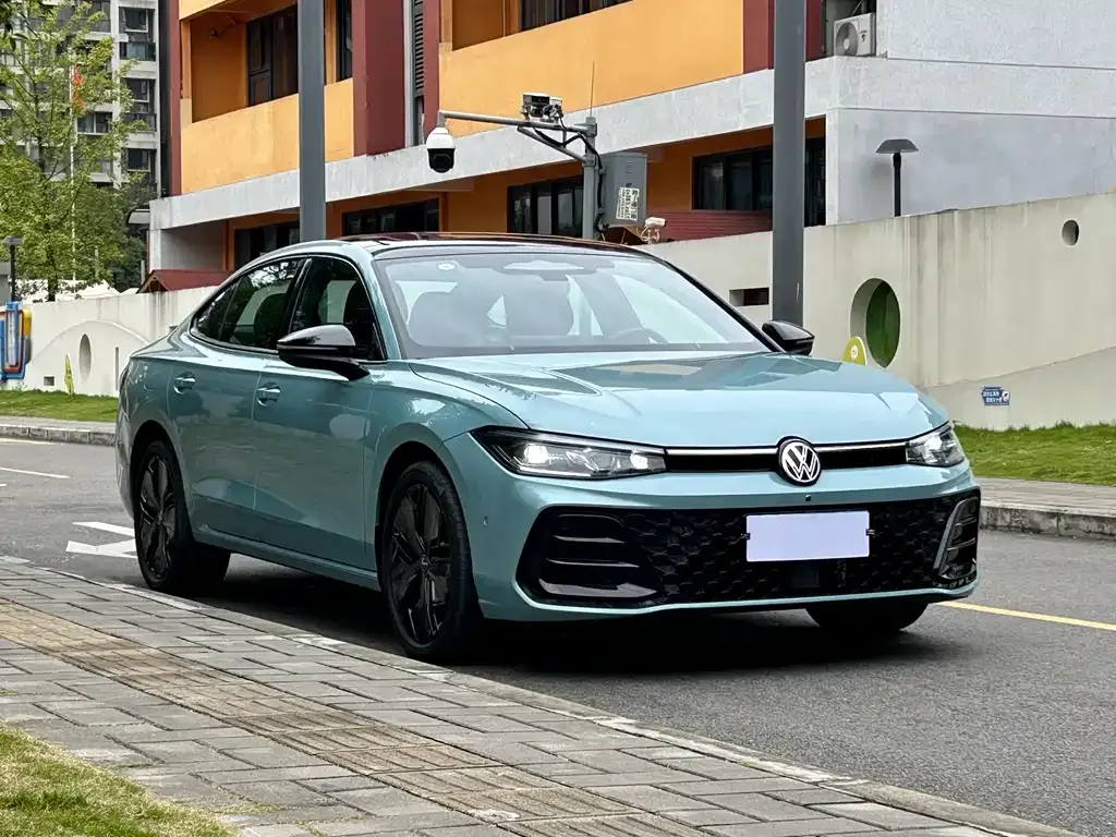 Volkswagen Passat — фото 3