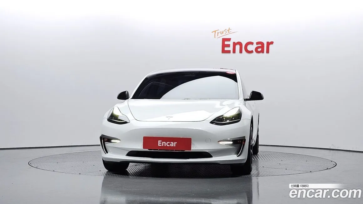 Tesla Model 3 2021 из KR, фото 3