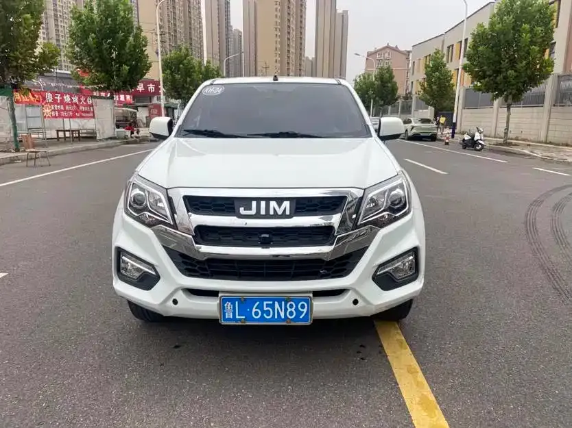 Isuzu RE-MAX 2023 из CN, фото 4