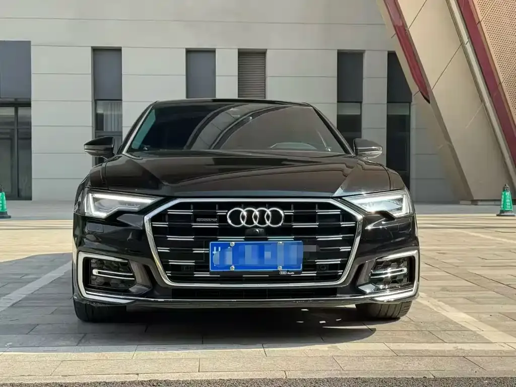 Audi A6L 2024 из CN, фото 2