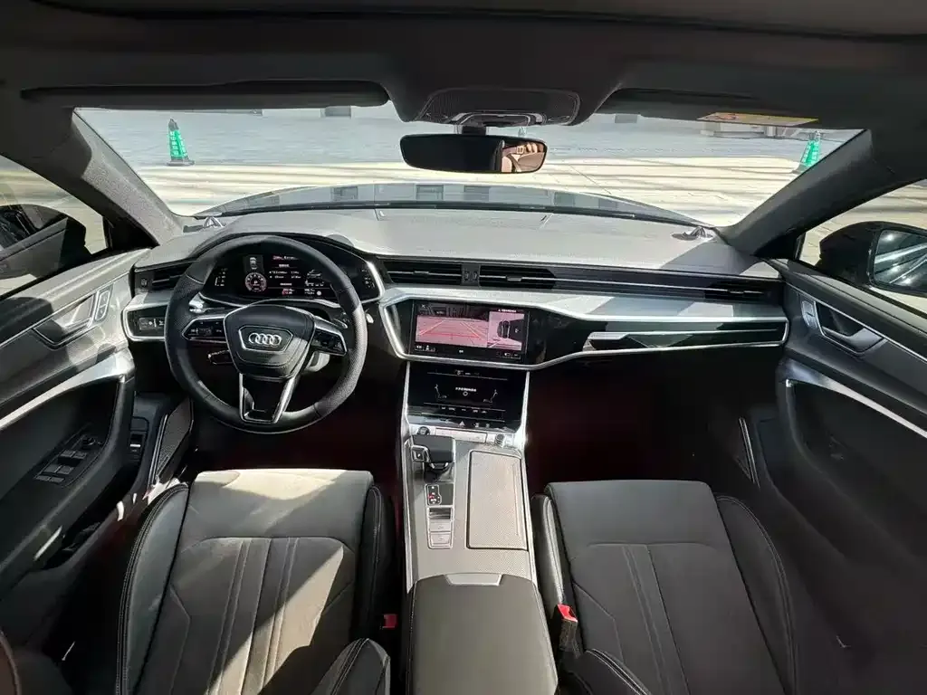 Audi A6L 2024 из CN, фото 8