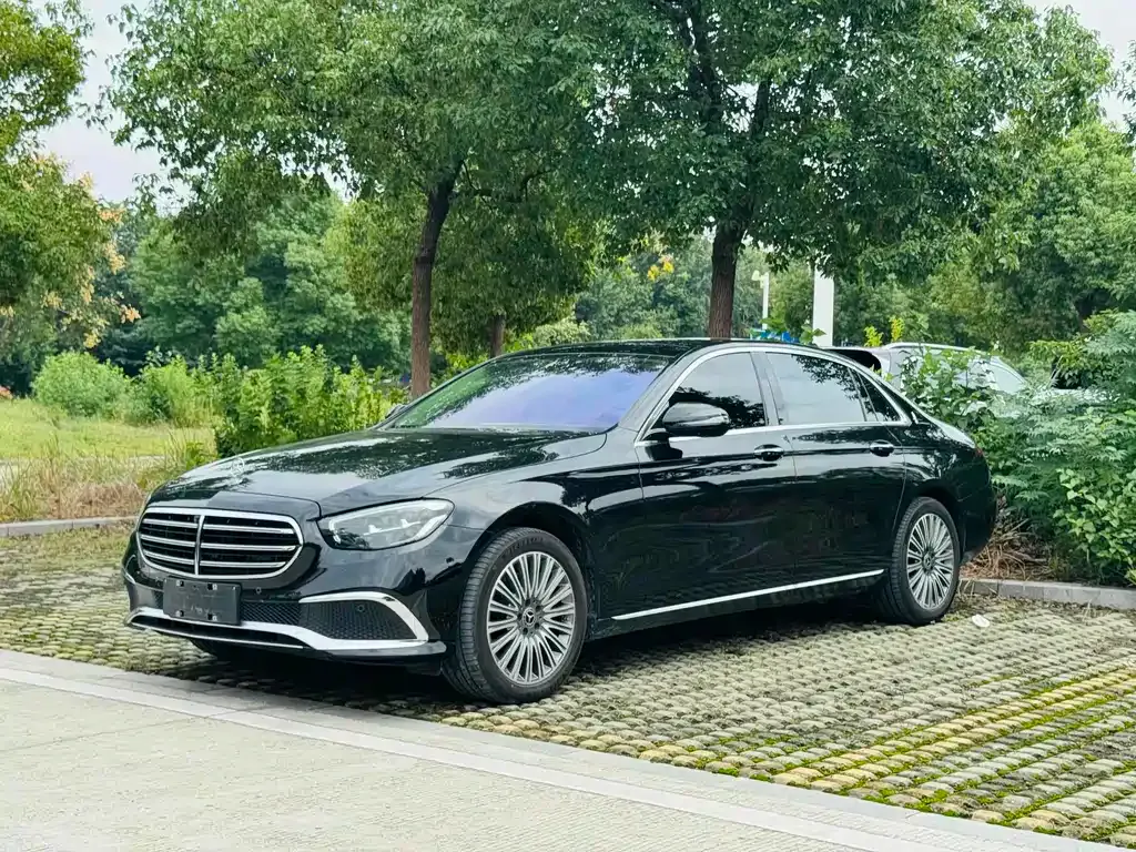 Mercedes-Benz E-Class 2023 из CN, фото 1