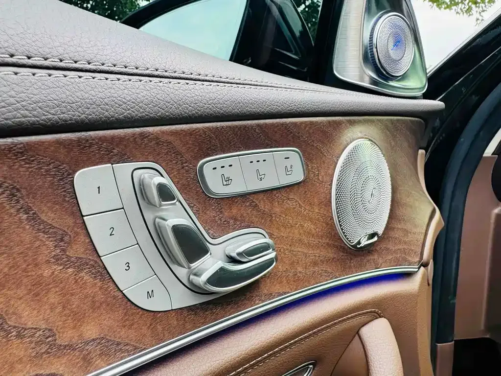 Mercedes-Benz E-Class 2023 из CN, фото 10