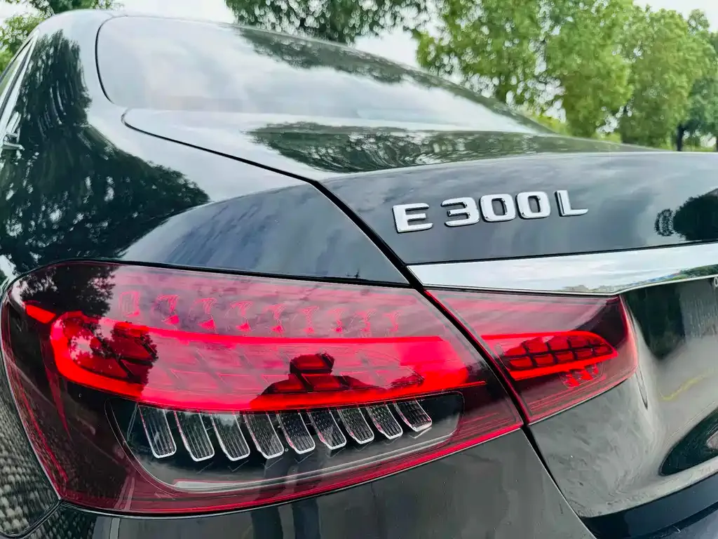 Mercedes-Benz E-Class 2023 из CN, фото 6