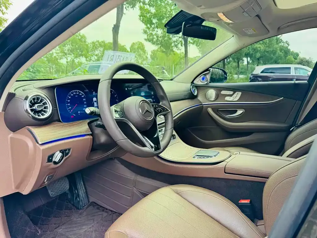 Mercedes-Benz E-Class 2023 из CN, фото 8