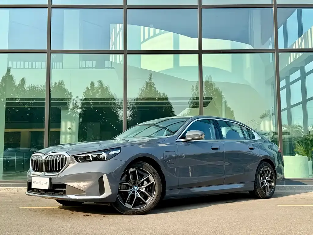 BMW i5 2024 из CN, фото 2