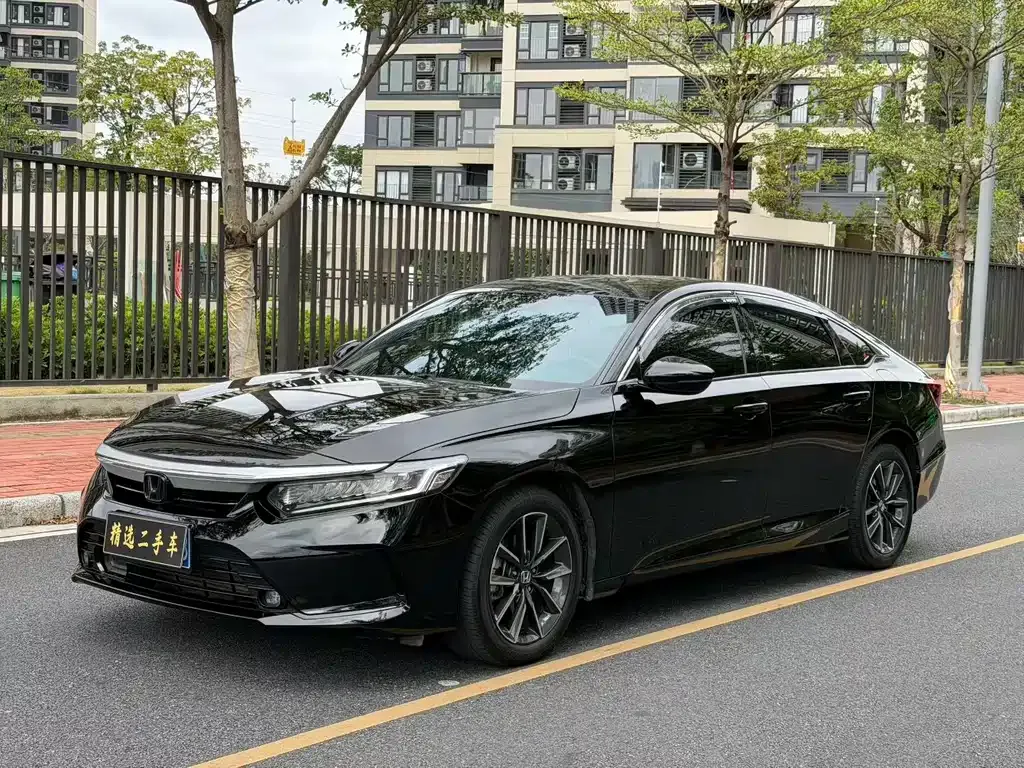 Honda Inspire — фото 1
