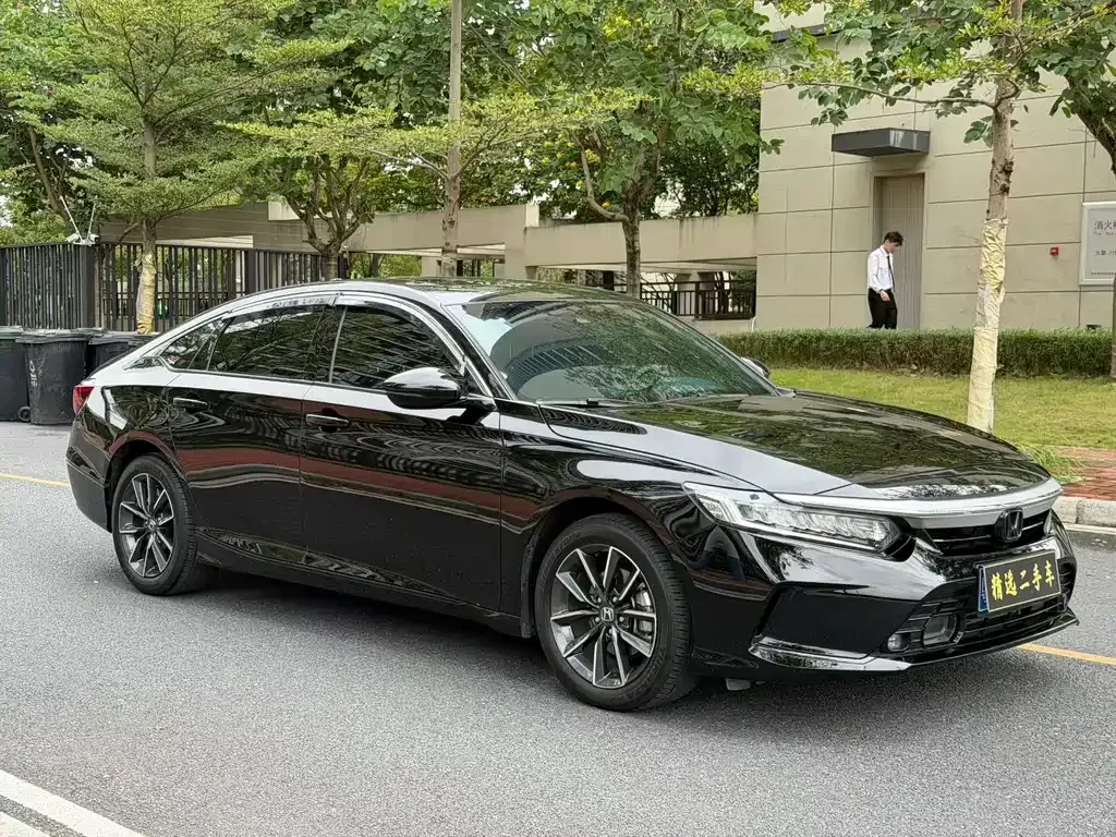 Honda Inspire — фото 3