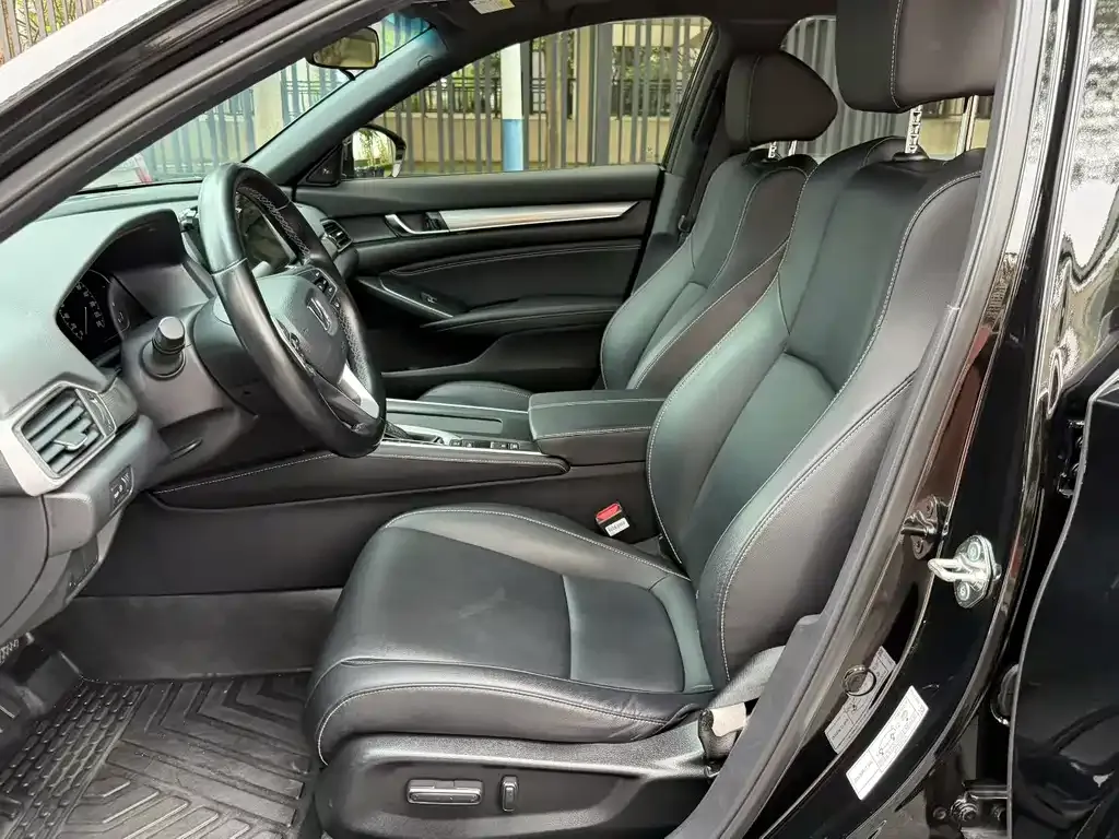 Honda Inspire — фото 4