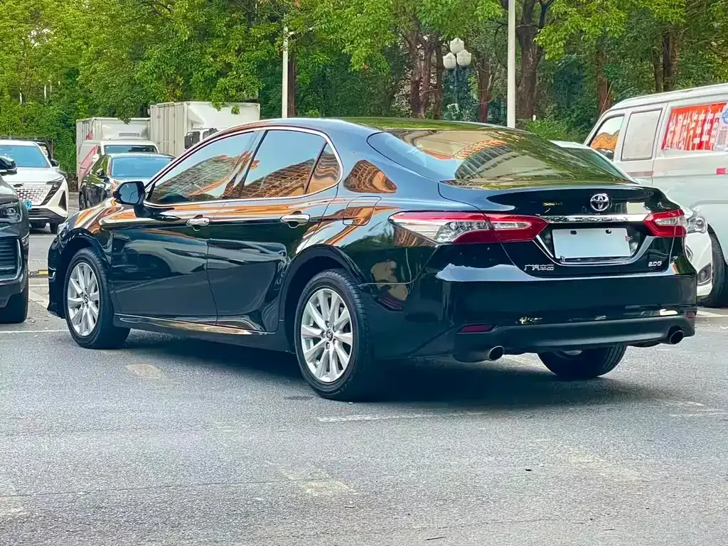 Toyota Camry 2021 из CN, фото 4
