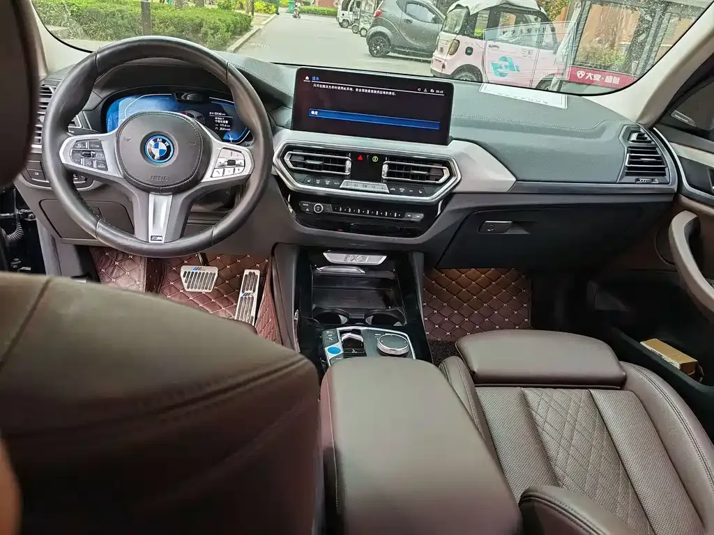 BMW iX3 2023 из CN, фото 4