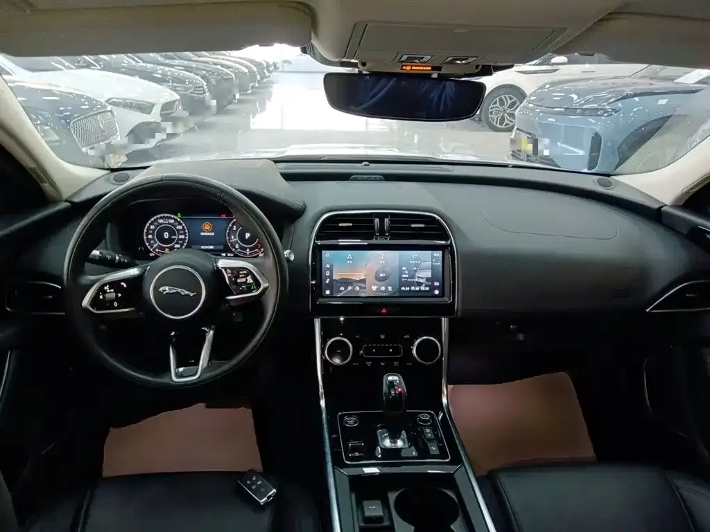 Jaguar XEL 2022 из CN, фото 10