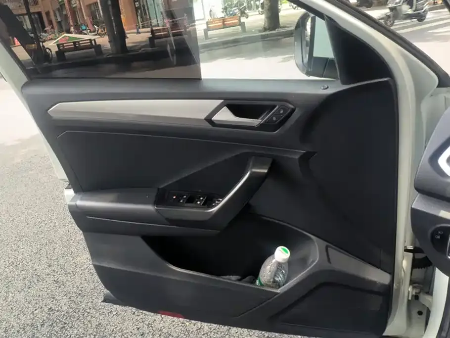 Volkswagen T-Roc 2021 из CN, фото 7