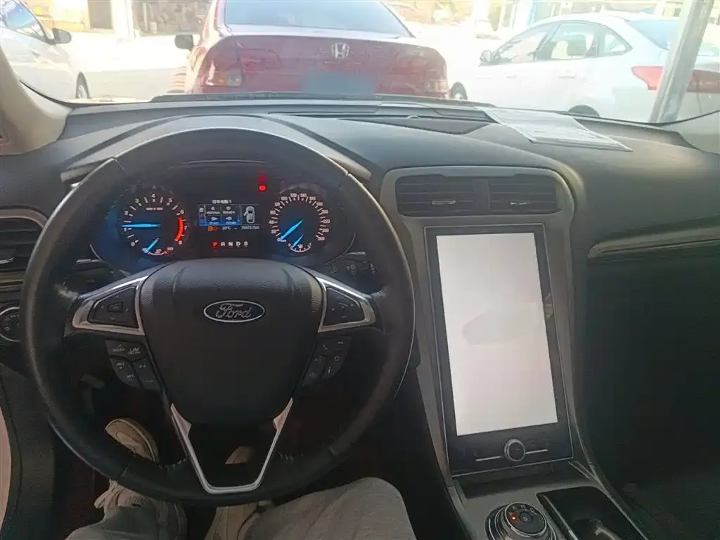 Ford Mondeo 2021 из CN, фото 10