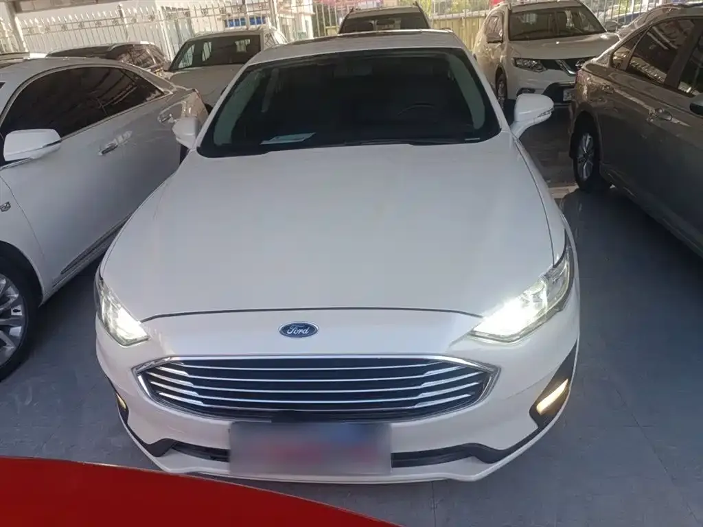 Ford Mondeo 2021 из CN, фото 3