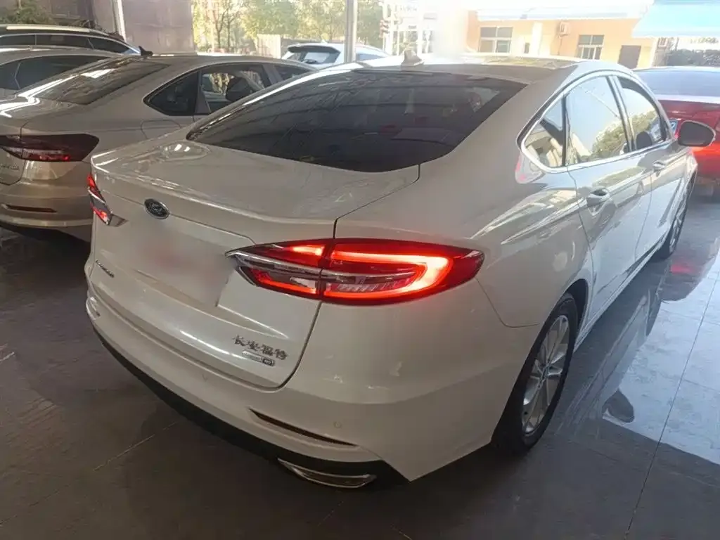 Ford Mondeo 2021 из CN, фото 7