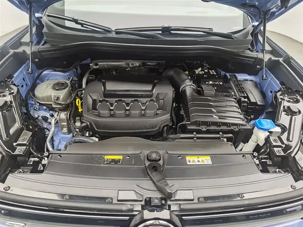 Volkswagen Tiguan L 2024 из CN, фото 6