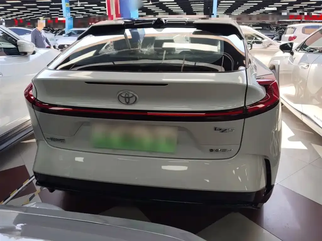 Toyota bZ5 2025 из CN, фото 6