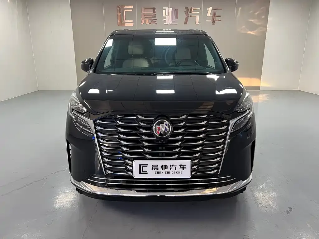 Buick GL8 2023 из CN, фото 2