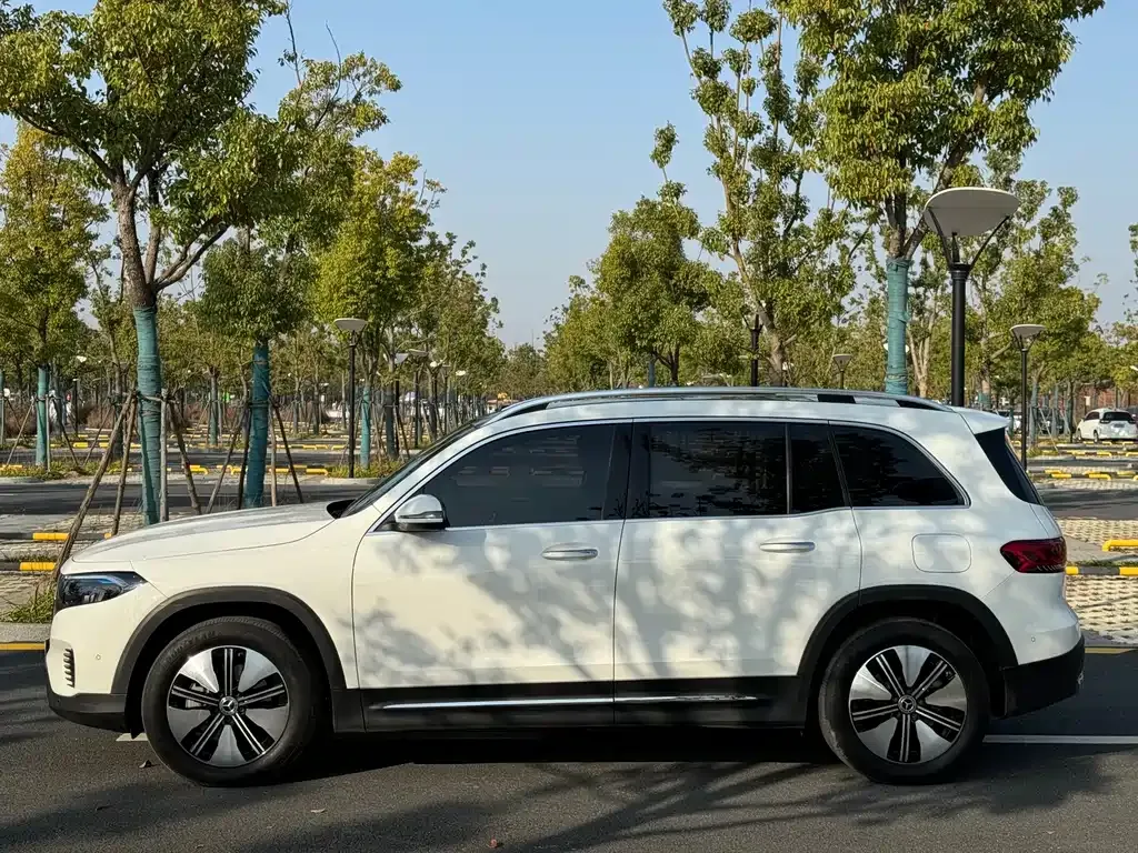 Mercedes-Benz EQB 2024 из CN, фото 5