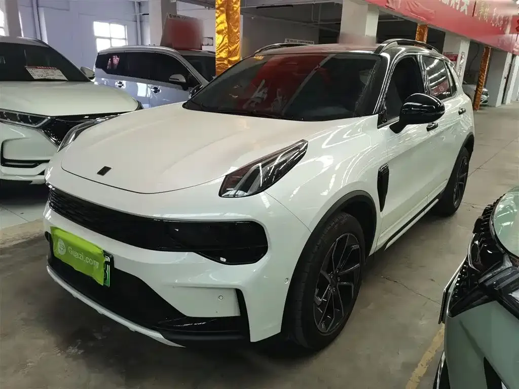 Lynk & Co 01 EM-P 2022 из CN, фото 2