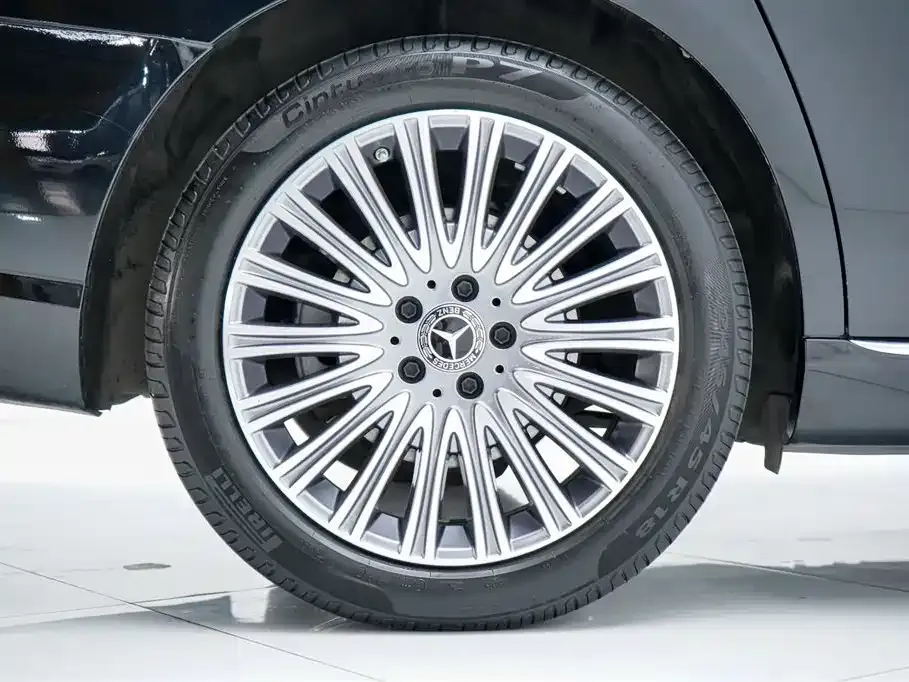 Mercedes-Benz E-Class 2023 из CN, фото 10