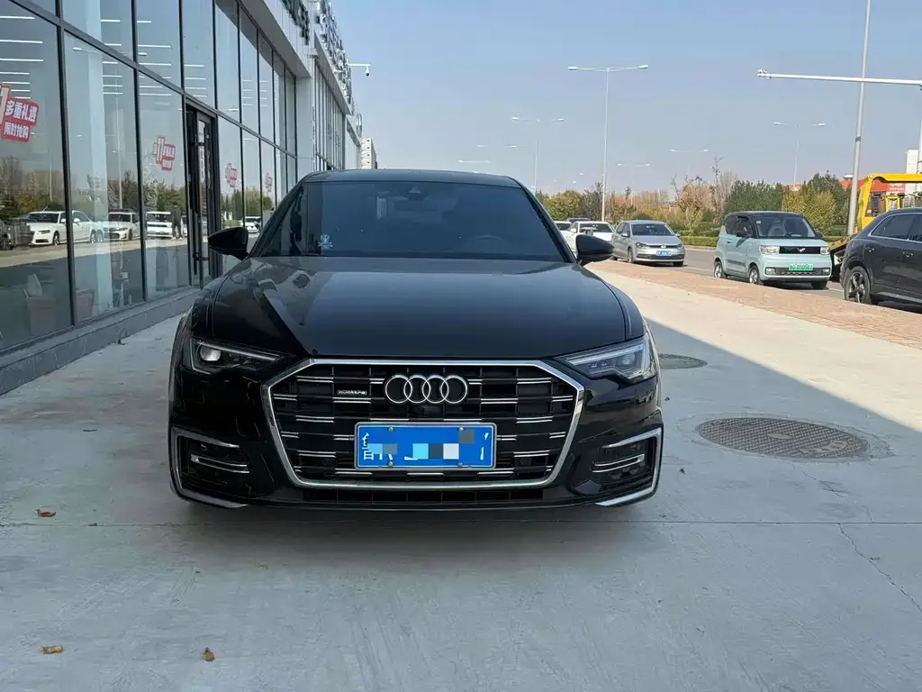 Audi A6L 2024 из CN, фото 2