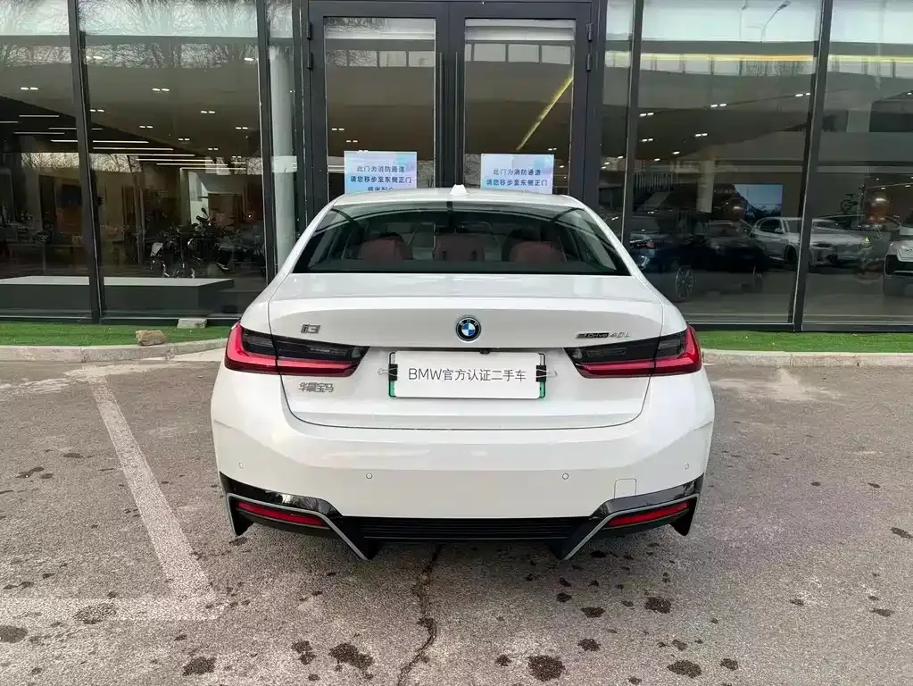 BMW i3 2024 из CN, фото 10