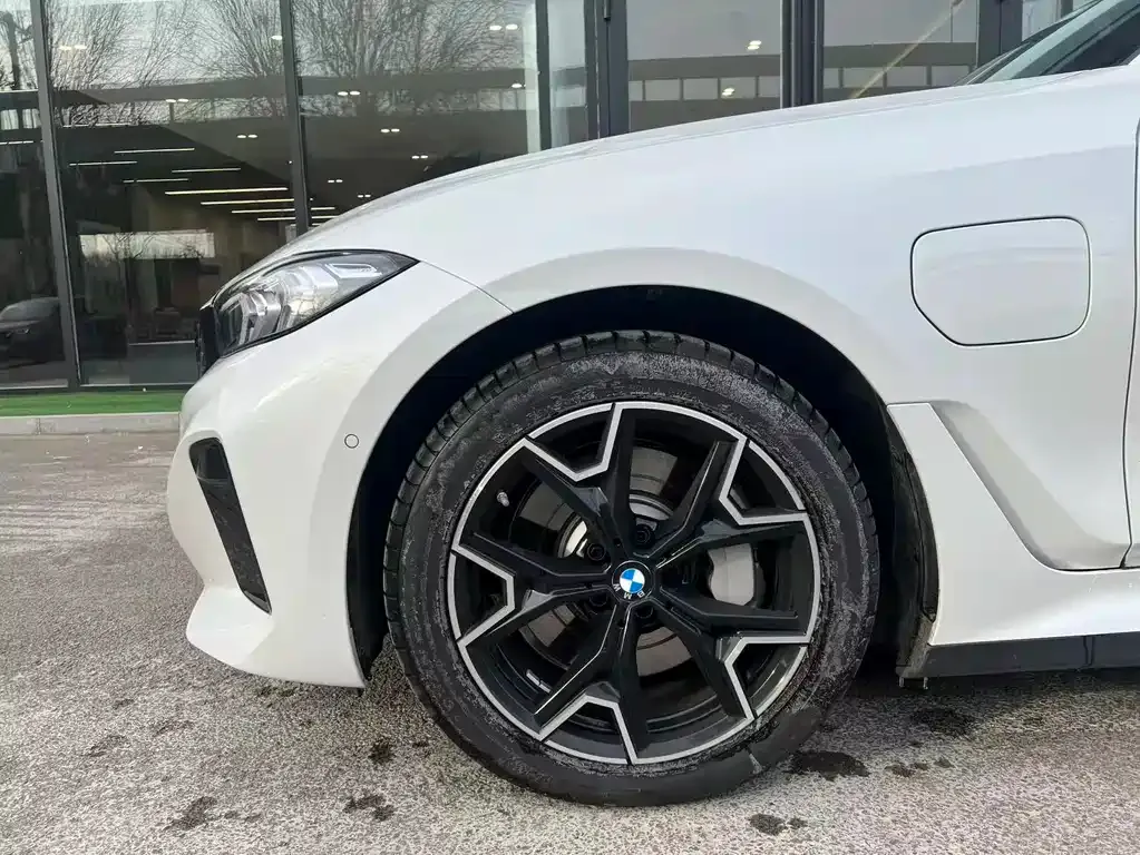 BMW i3 2024 из CN, фото 3