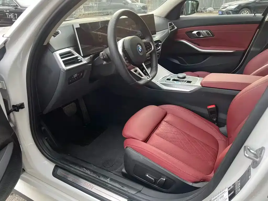 BMW i3 2024 из CN, фото 6