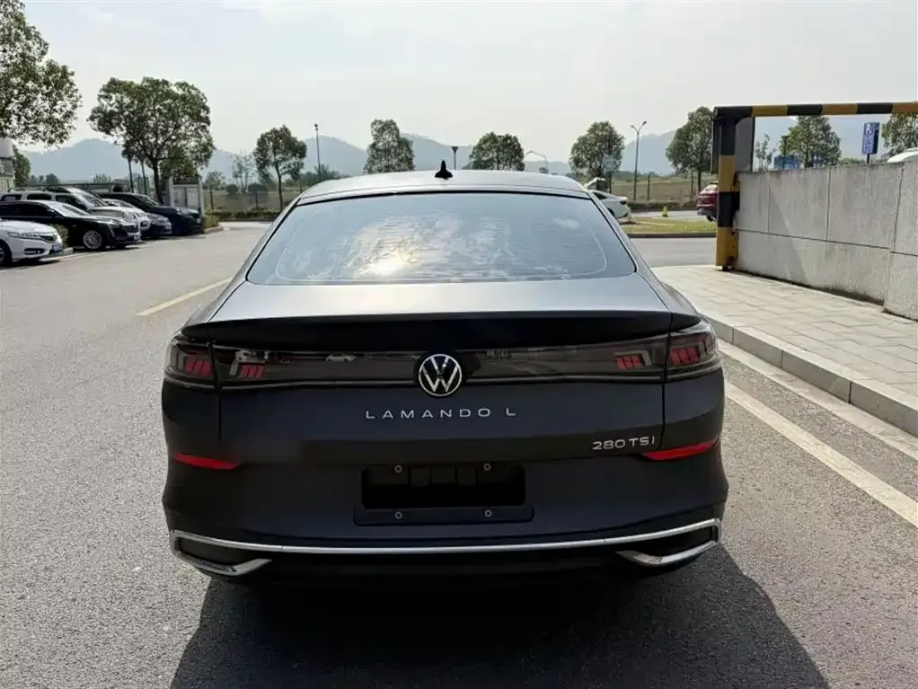 Volkswagen Lamando 2023 из CN, фото 6