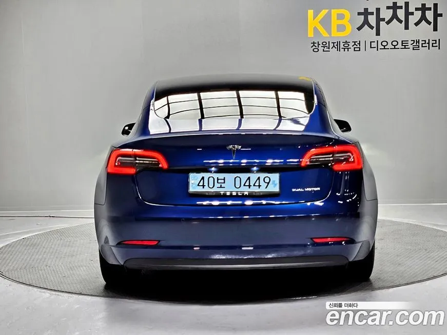 Tesla Model 3 2021 из KR, фото 3