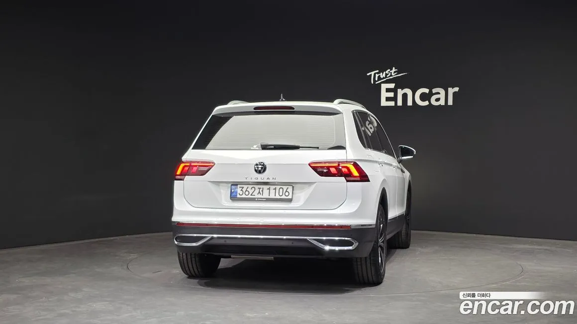 Volkswagen Tiguan — фото 4
