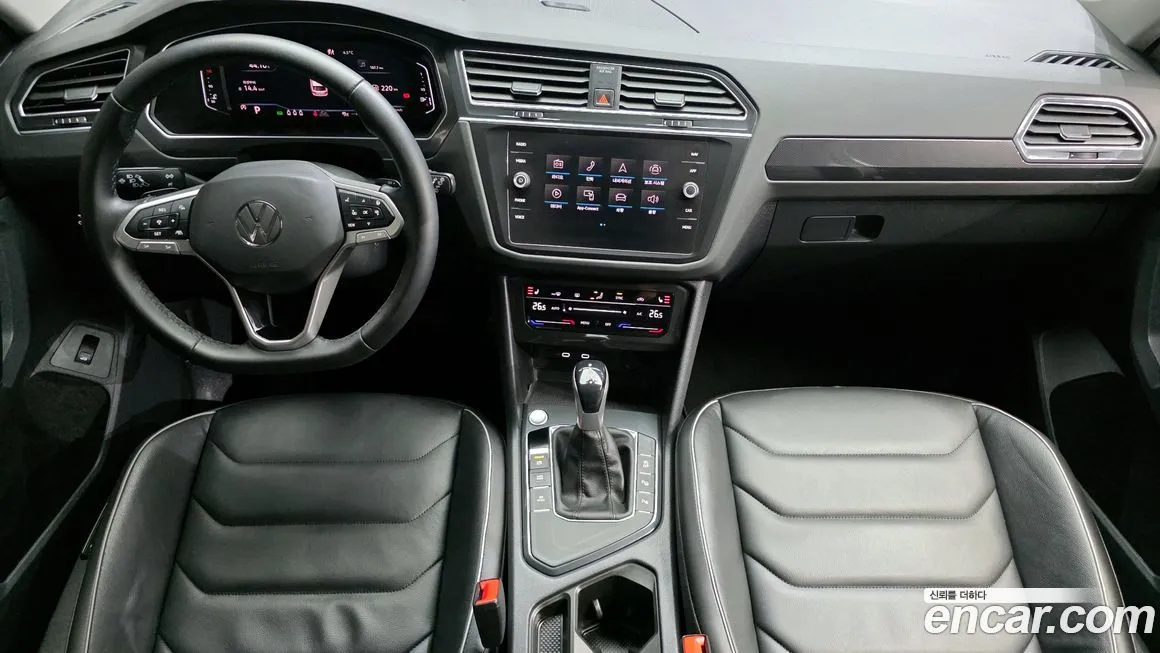 Volkswagen Tiguan — фото 7