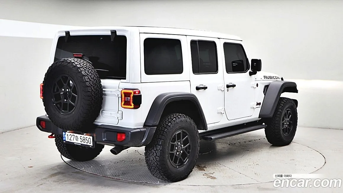 Jeep Wrangler 2024 из KR, фото 4
