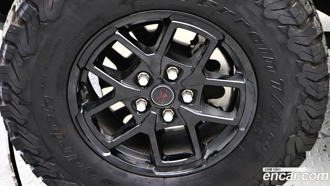 Jeep Wrangler 2024 из KR, фото 5