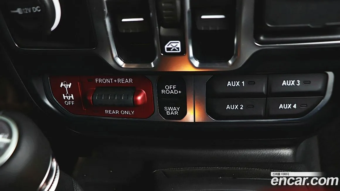 Jeep Wrangler 2024 из KR, фото 8