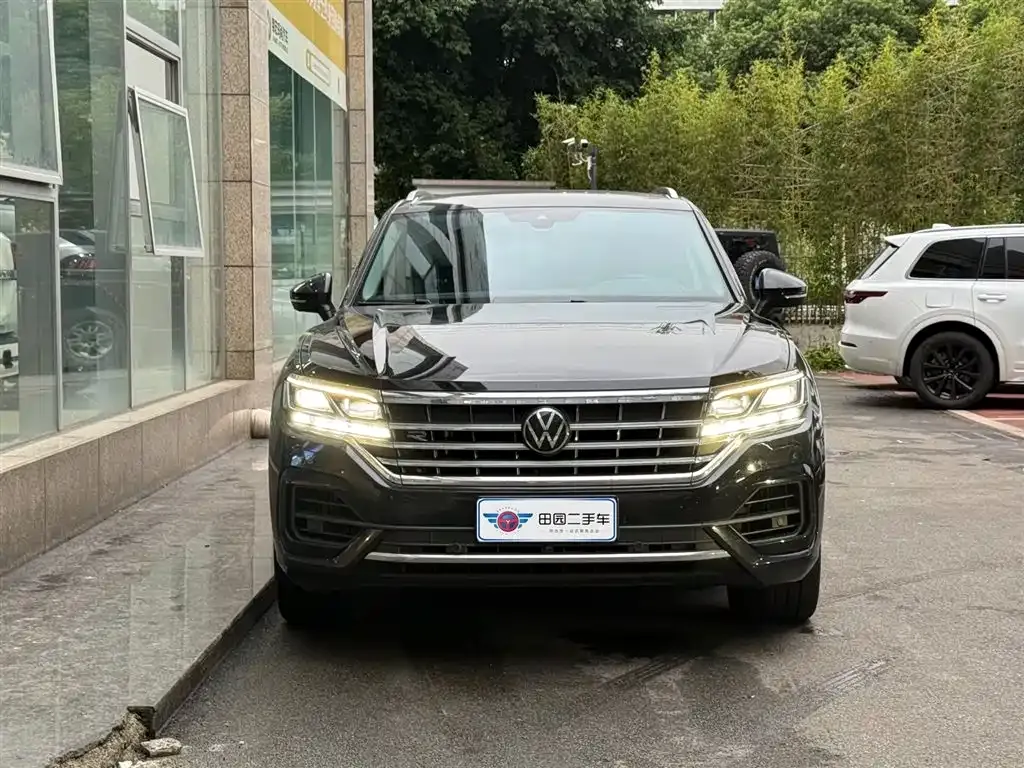 Volkswagen Touareg 2023 из CN, фото 2