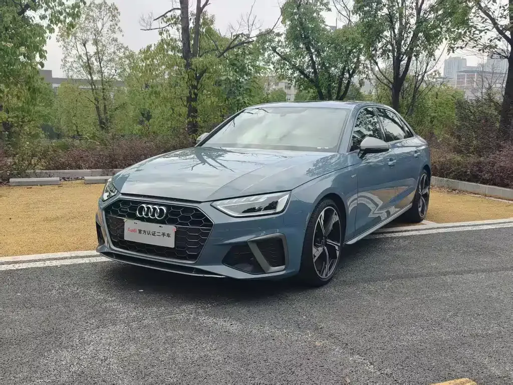 Audi A4L 2023 из CN, фото 1