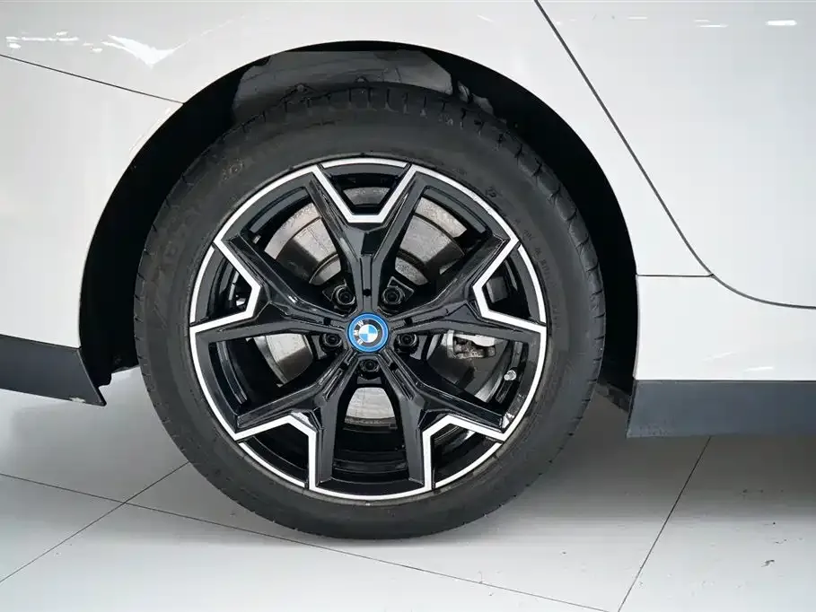 BMW i3 2024 из CN, фото 10