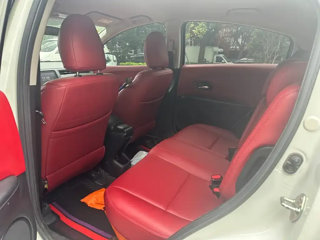 Honda Vezel 2021 из CN, фото 6