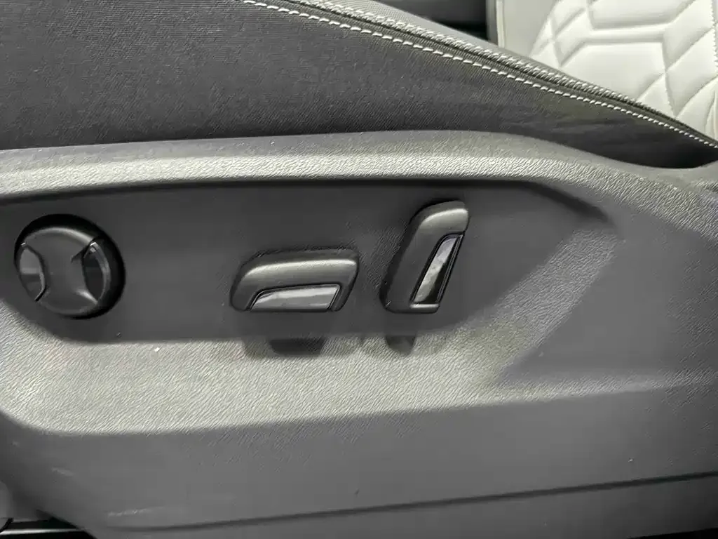 Volkswagen Tayron 2022 из CN, фото 10