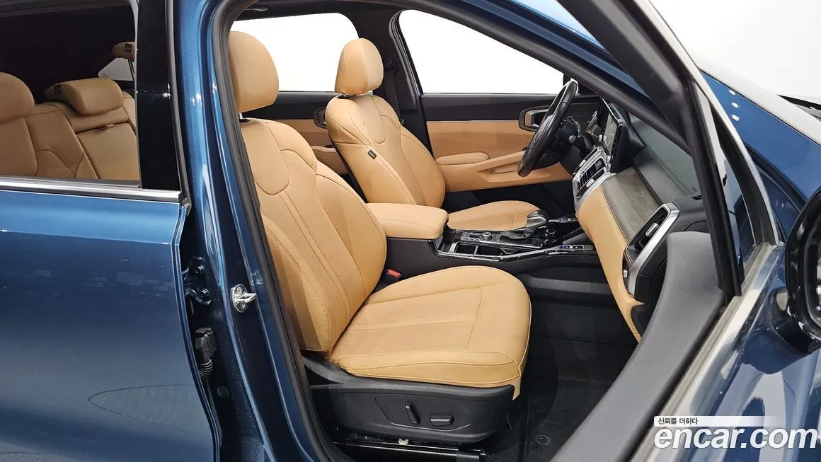 Kia Sorento — фото 10