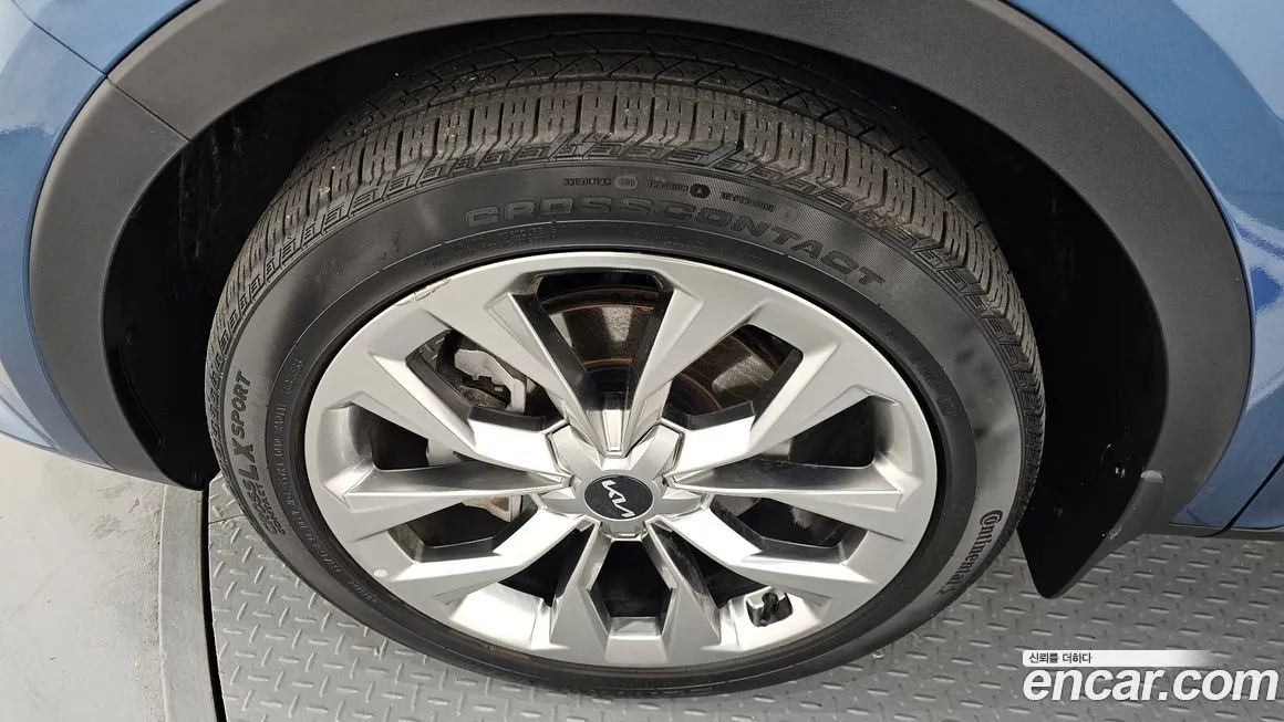 Kia Sorento — фото 5