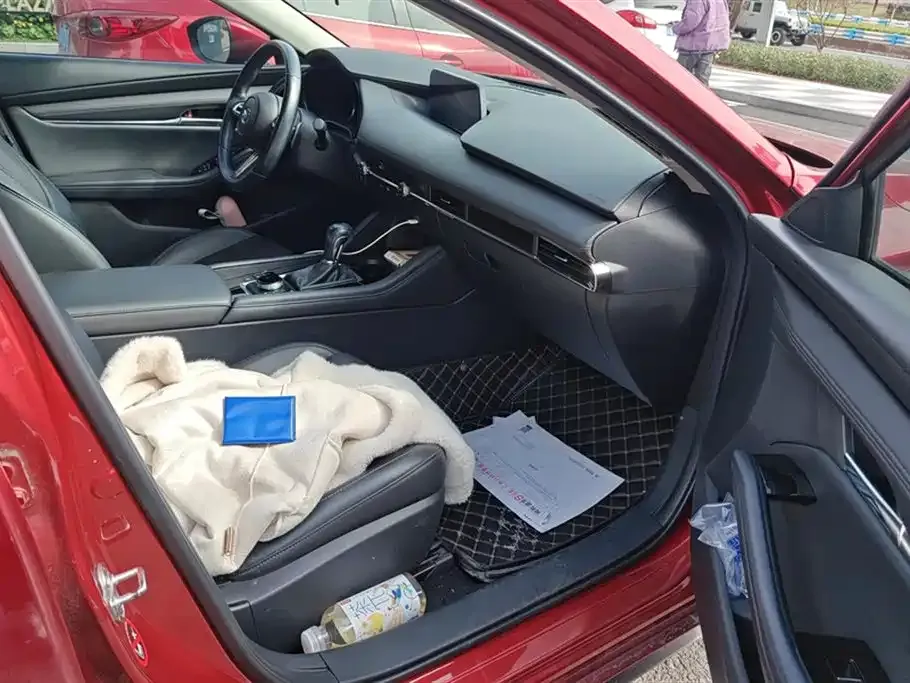 Mazda 3 Axela 2021 из CN, фото 8
