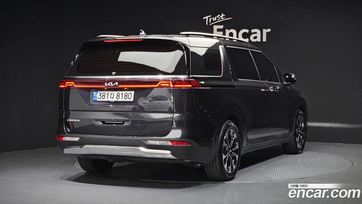 Kia Carnival — фото 2